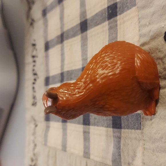 ❤️ Disney Encanto Capybara Figure Chispi 2021 McDonald's Happy Meal Toy #7 - Picture 3 of 7